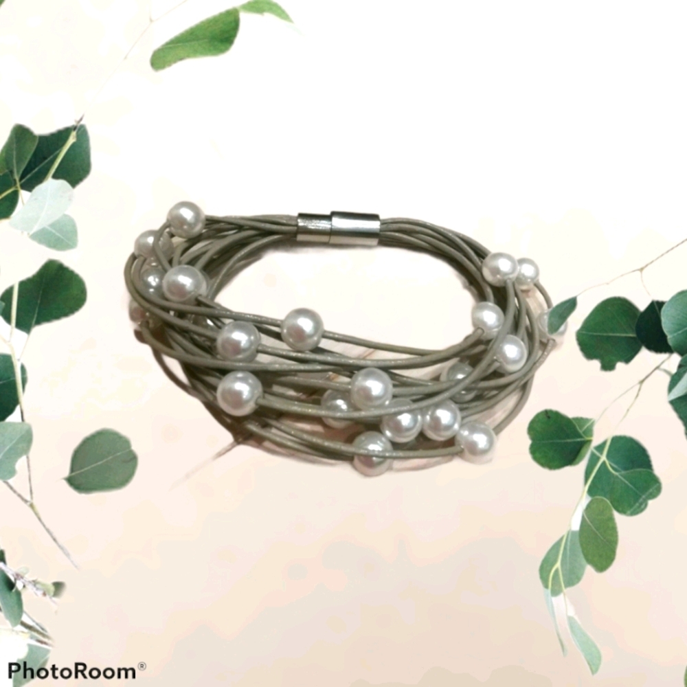 Pearl magnetic Bracelet